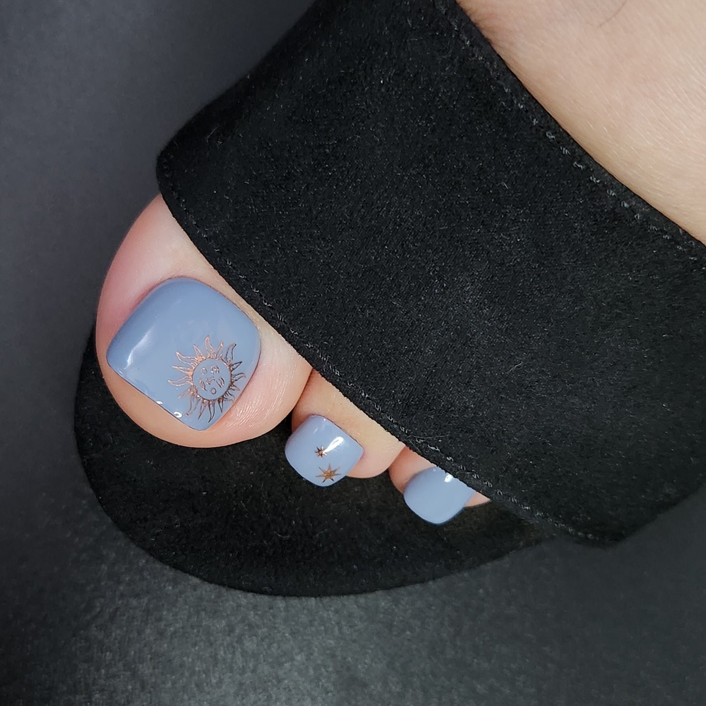 Toe Press on Nails Sun Moon Stars