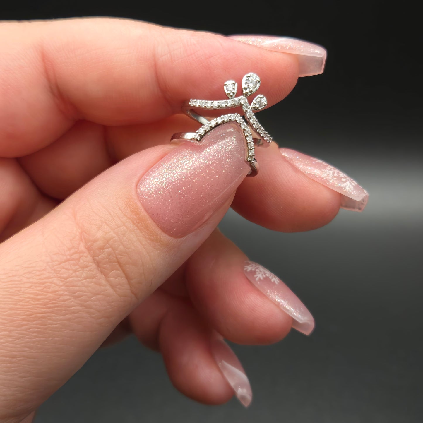 Press on Nails Glimmer Snow