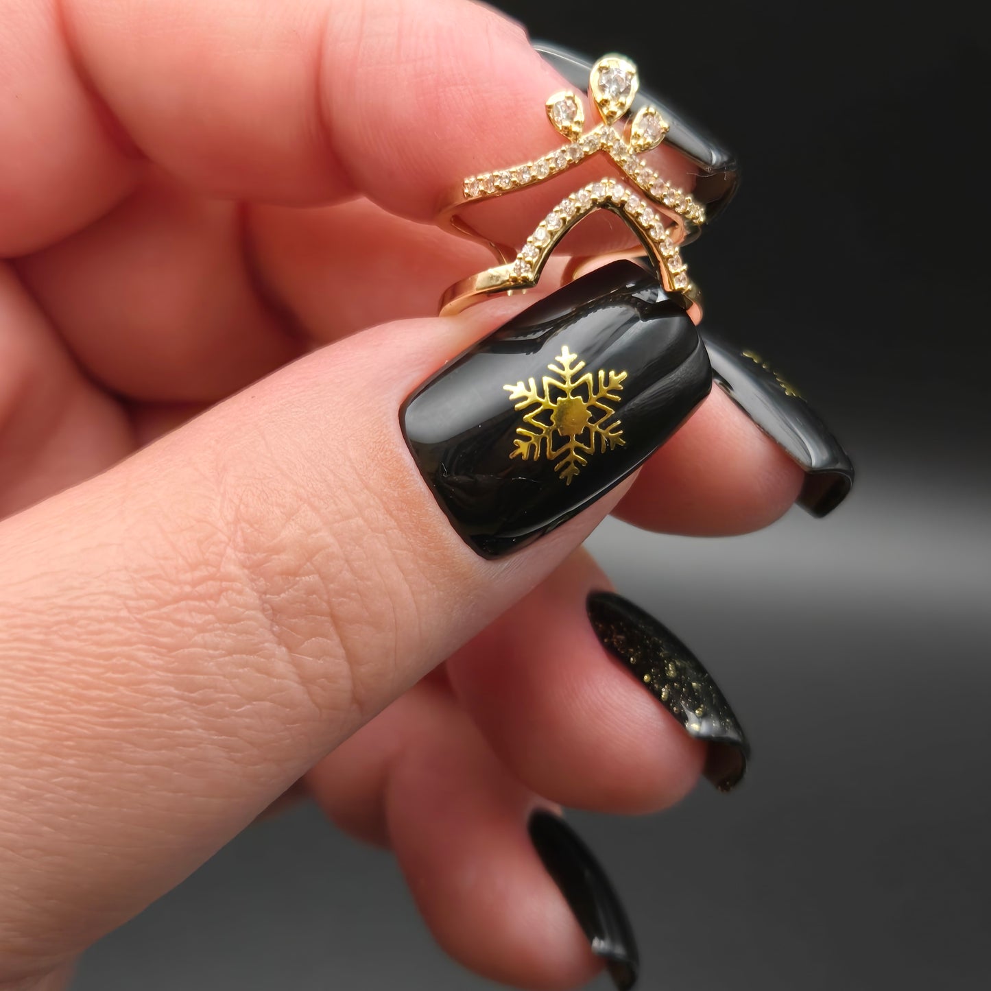 Press on Nails Golden Nightfall