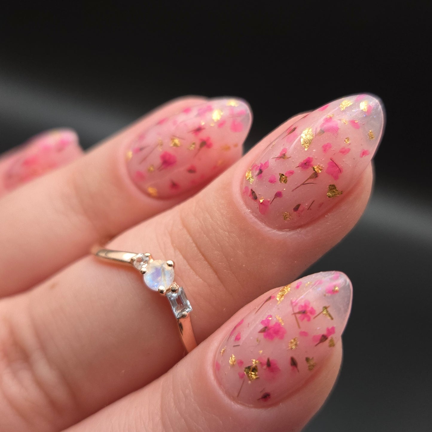 Press on Nails Baby's Breath