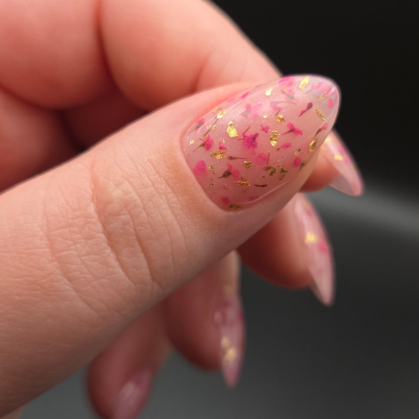 Press on Nails Baby's Breath