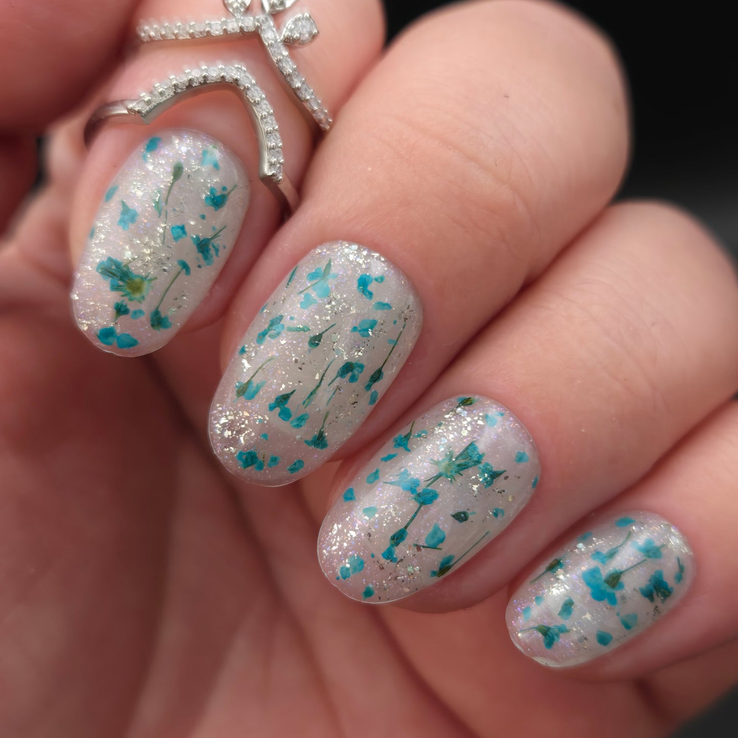 Press on Nails Baby's Breath turquoise