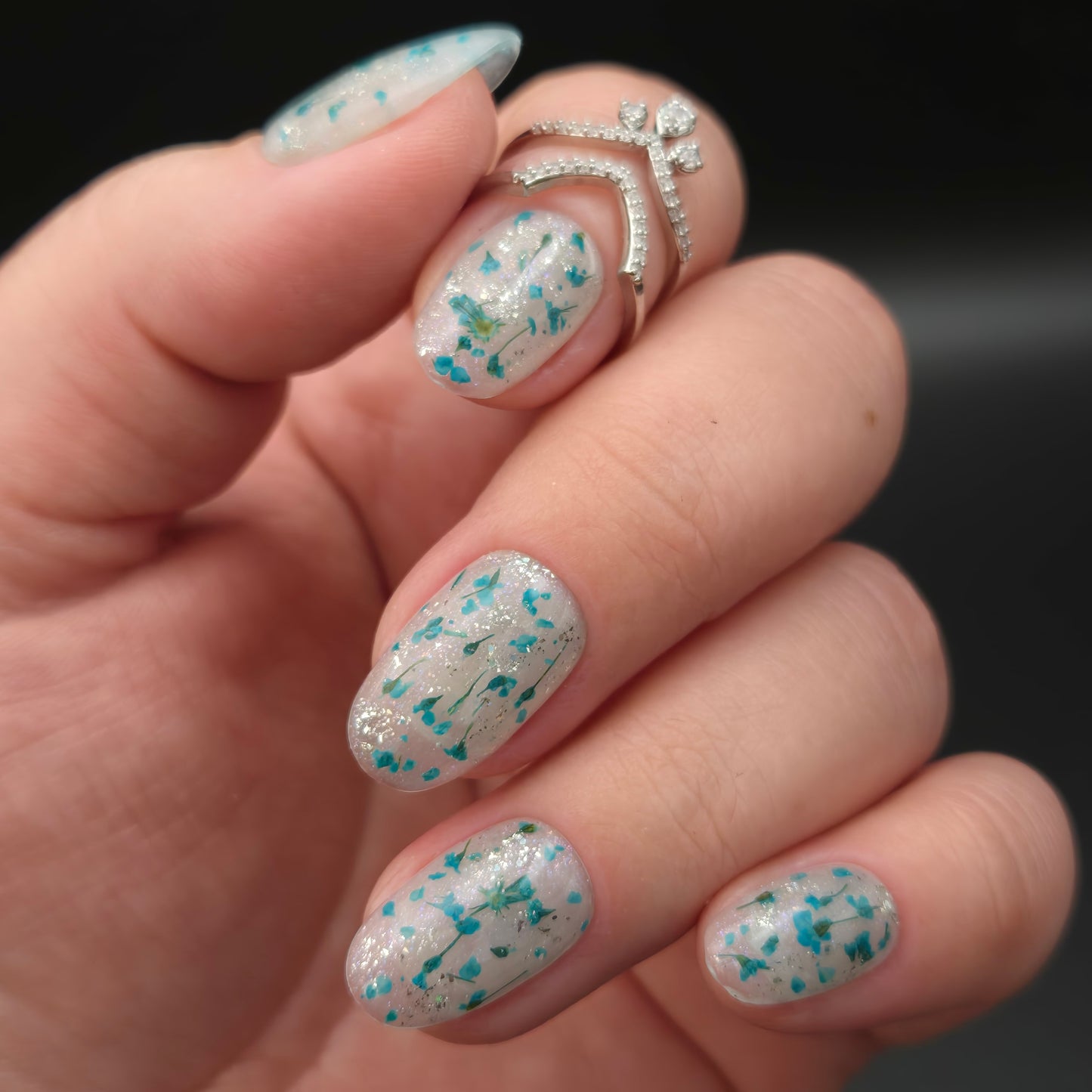 Press on Nails Baby's Breath turquoise