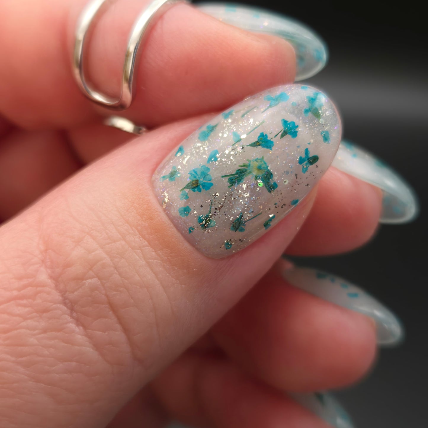 Press on Nails Baby's Breath turquoise