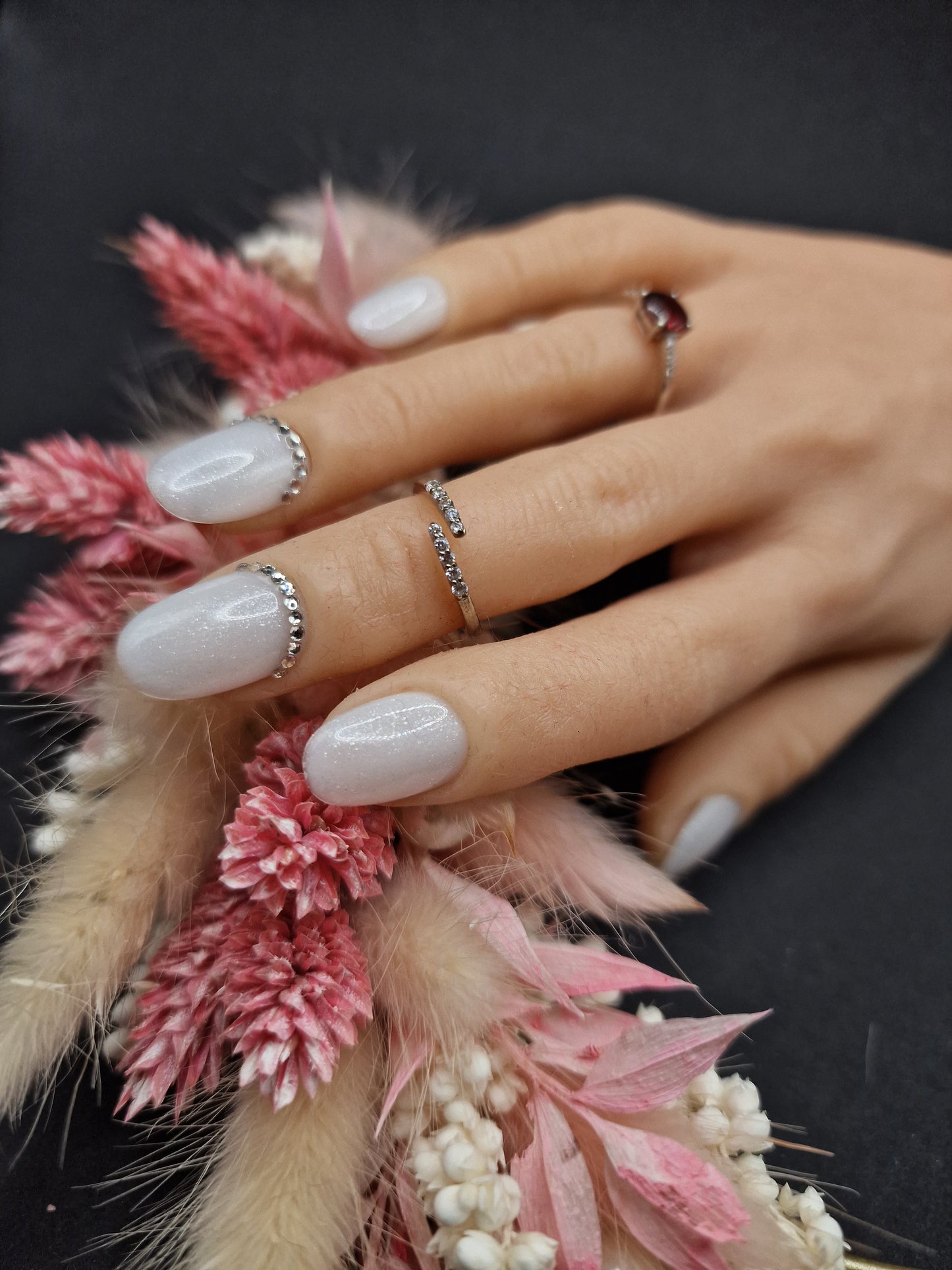Press on Nails Bridal Glimmer