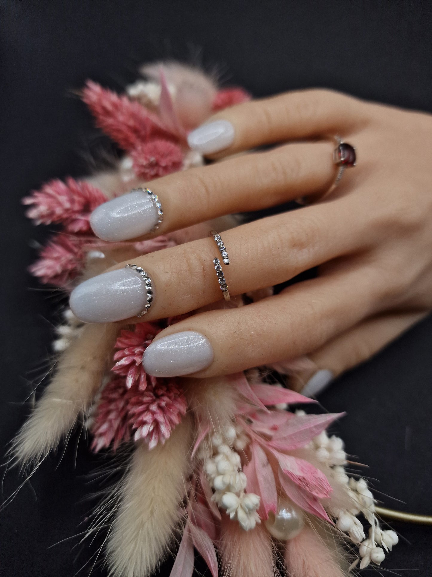 Press on Nails Bridal Glimmer