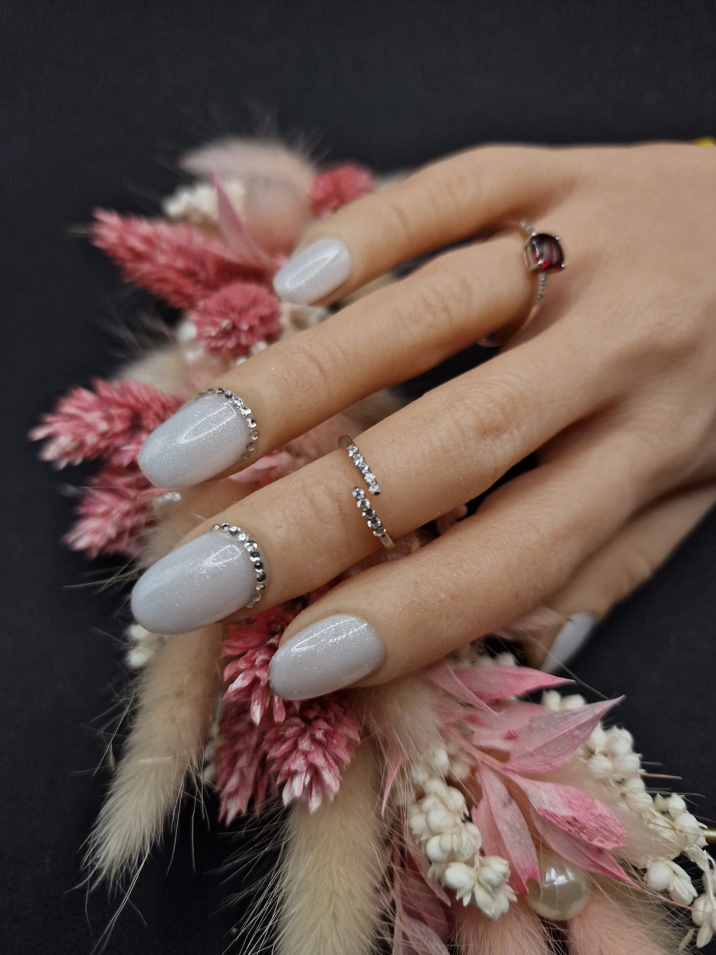 Press on Nails Bridal Glimmer