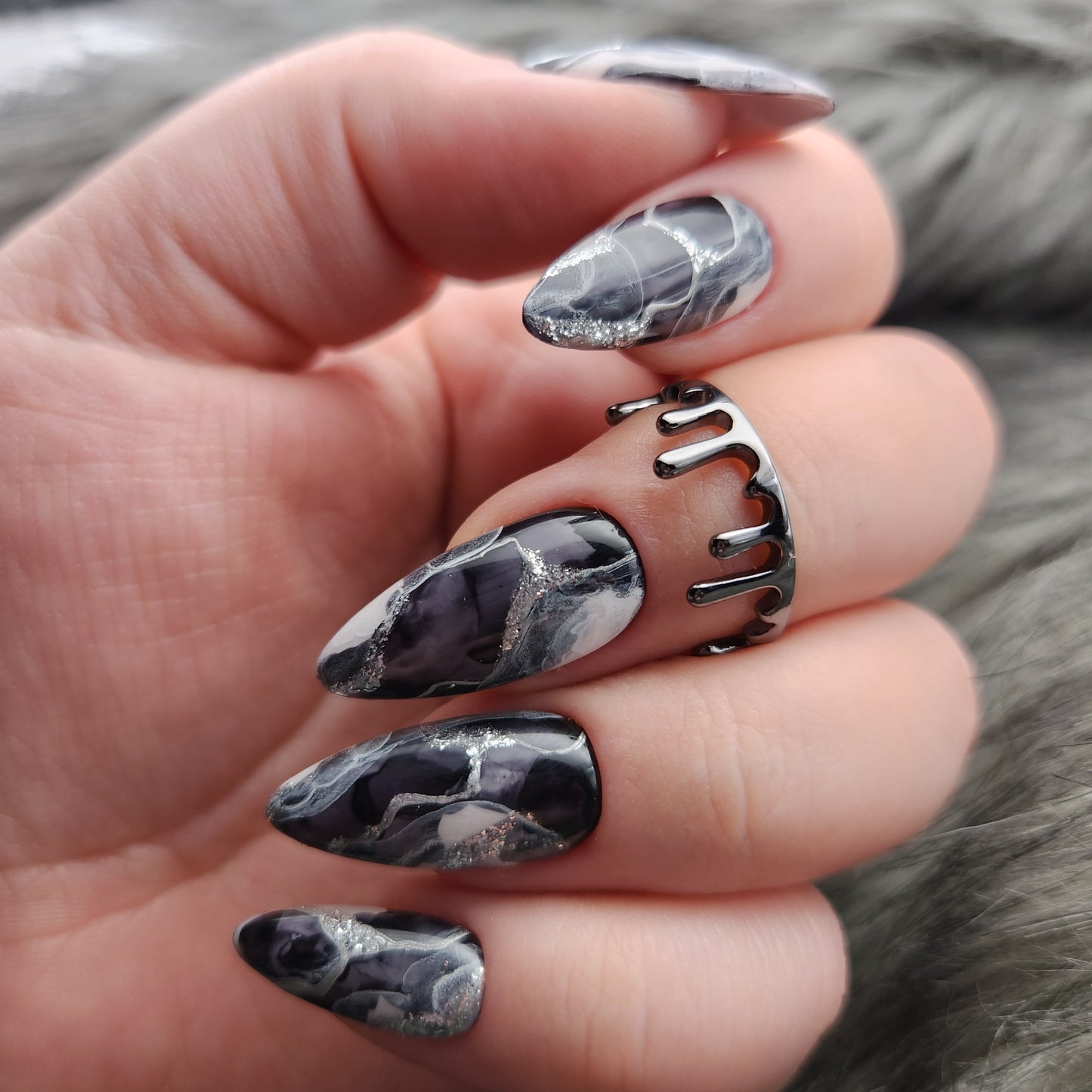 Press on Nails black Marble