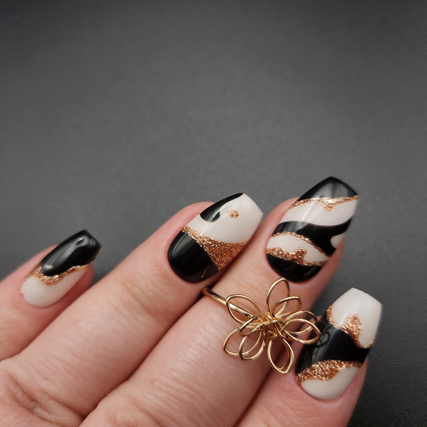 Press on Nails Koi