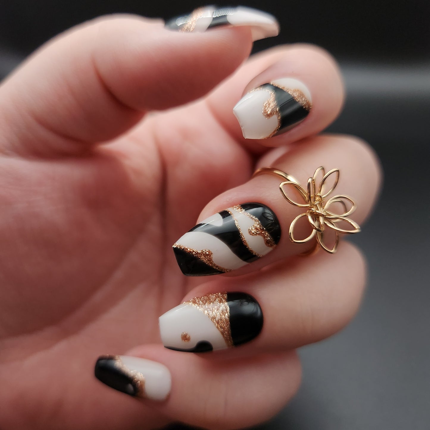 Press on Nails Koi