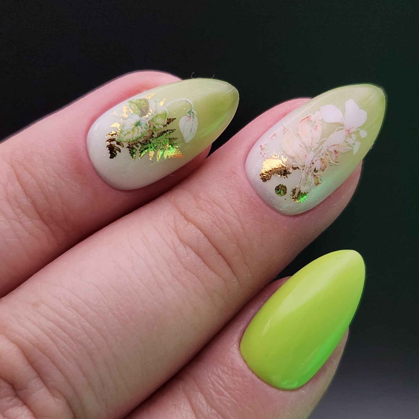 Press on Nails Grass Green