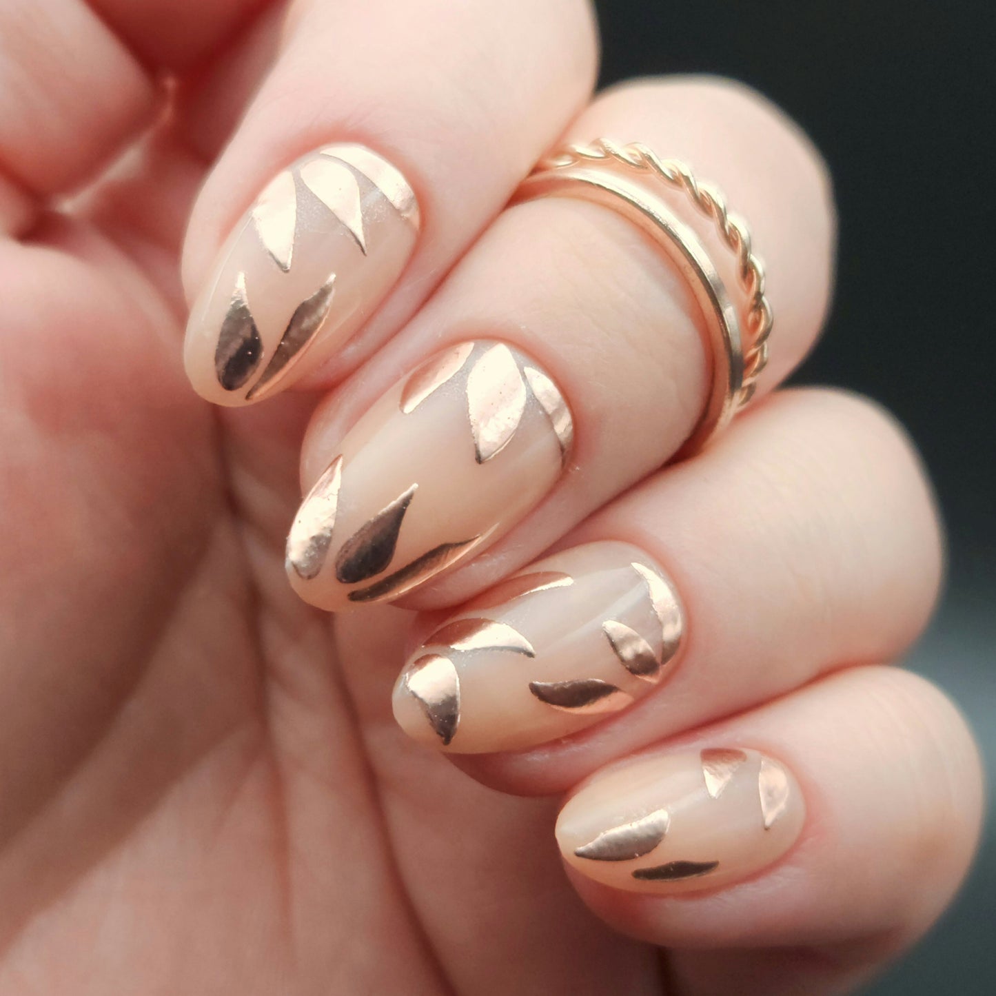 Press on Nails Blatt Gold