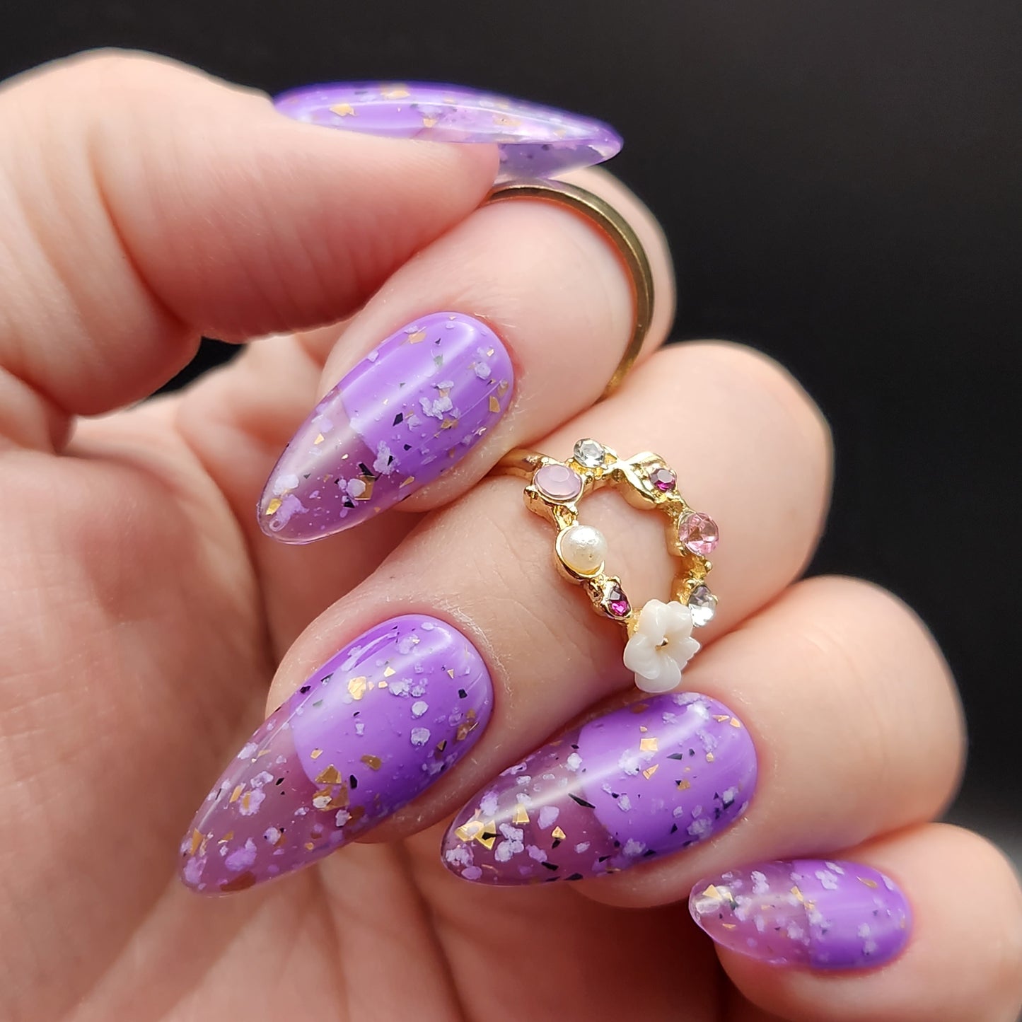 Press on Nails Wisteria Whisper