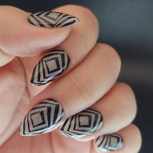 Press on Nails Void