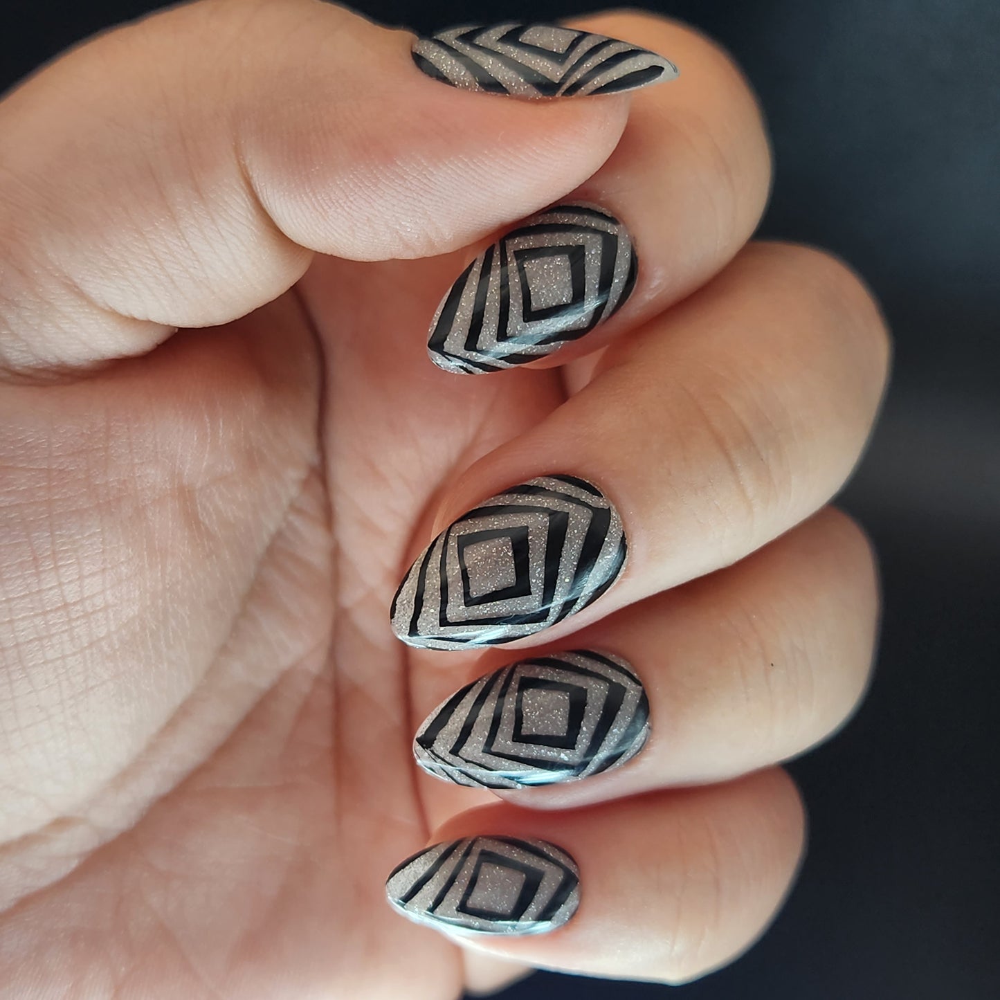 Press on Nails Void