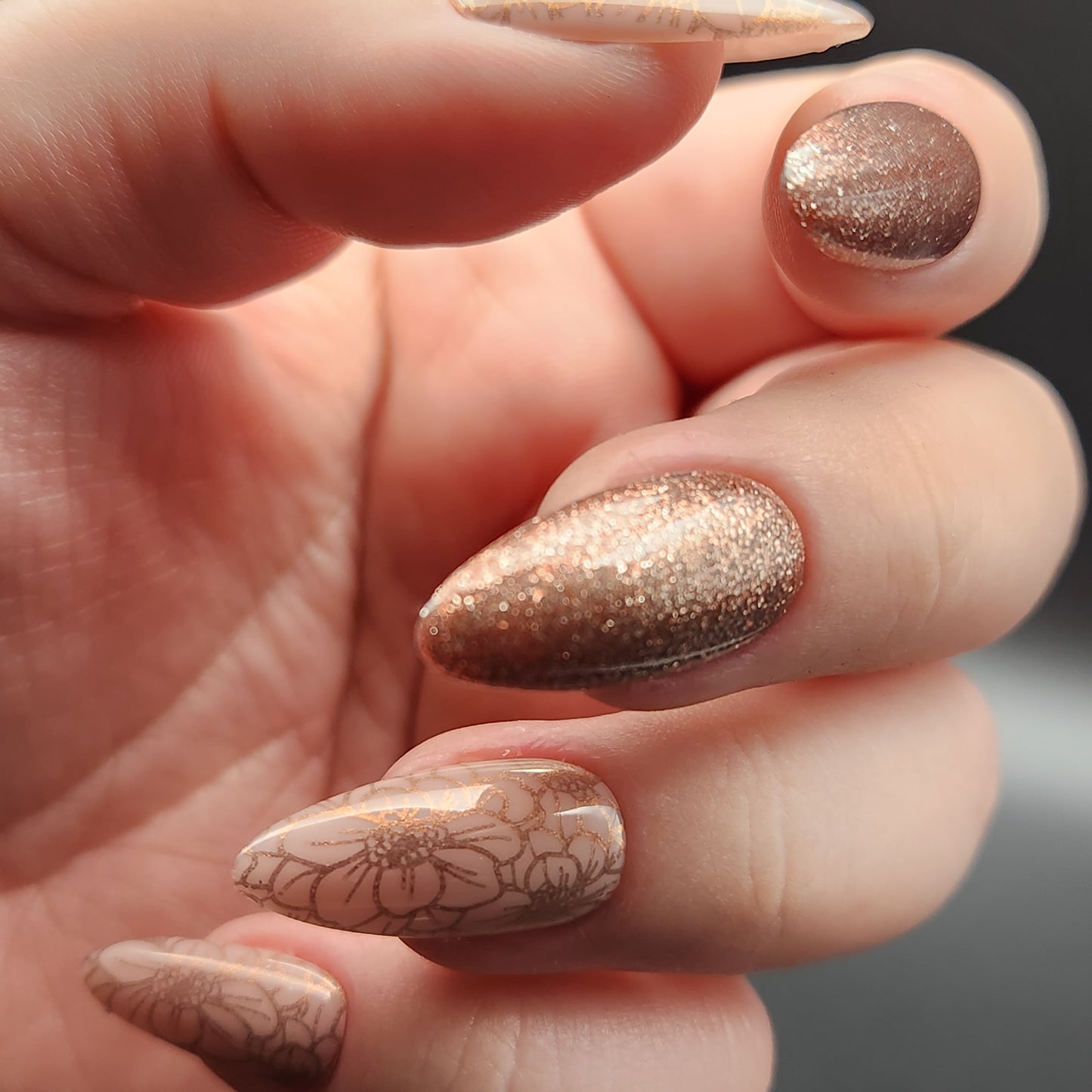 Press on Nails Copper Flower