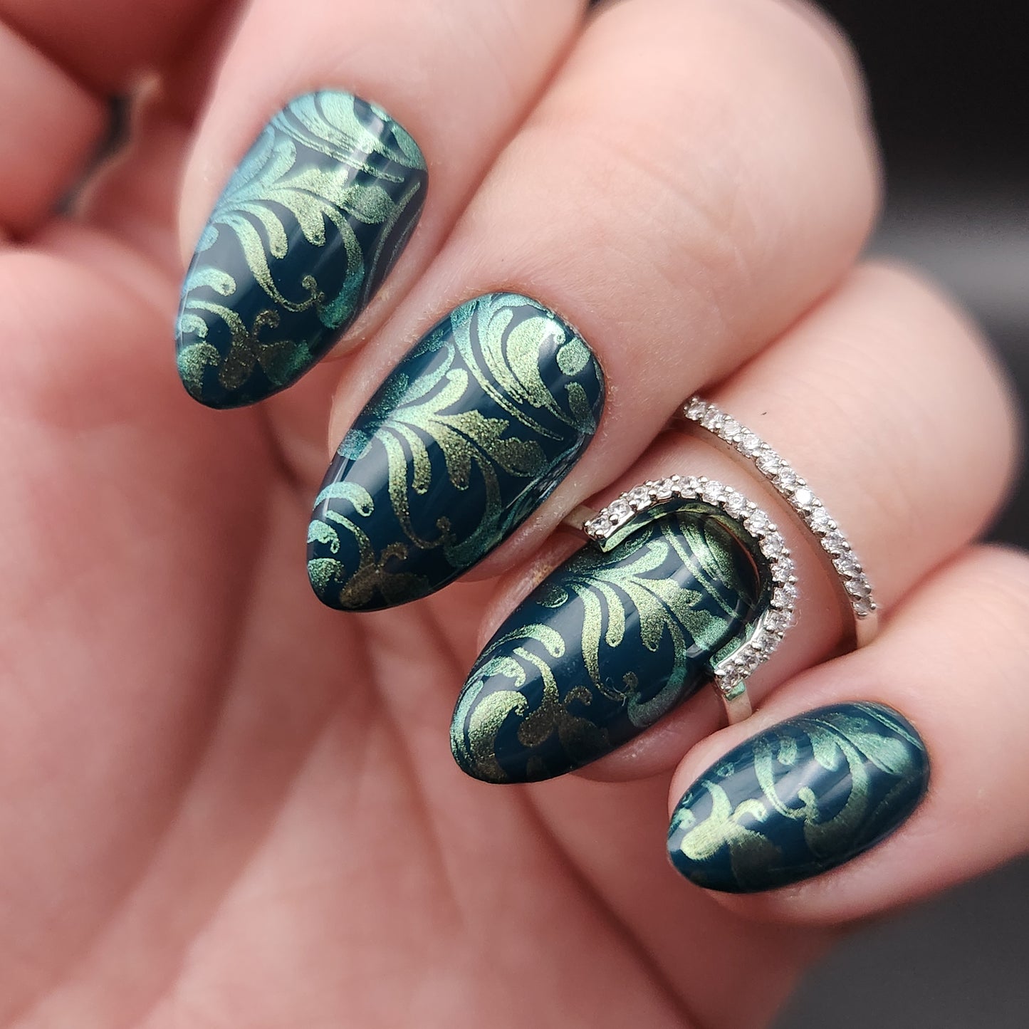 Press on Nails Green Garden