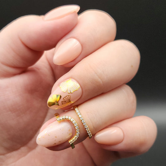 Press on Nails Golden Ginko