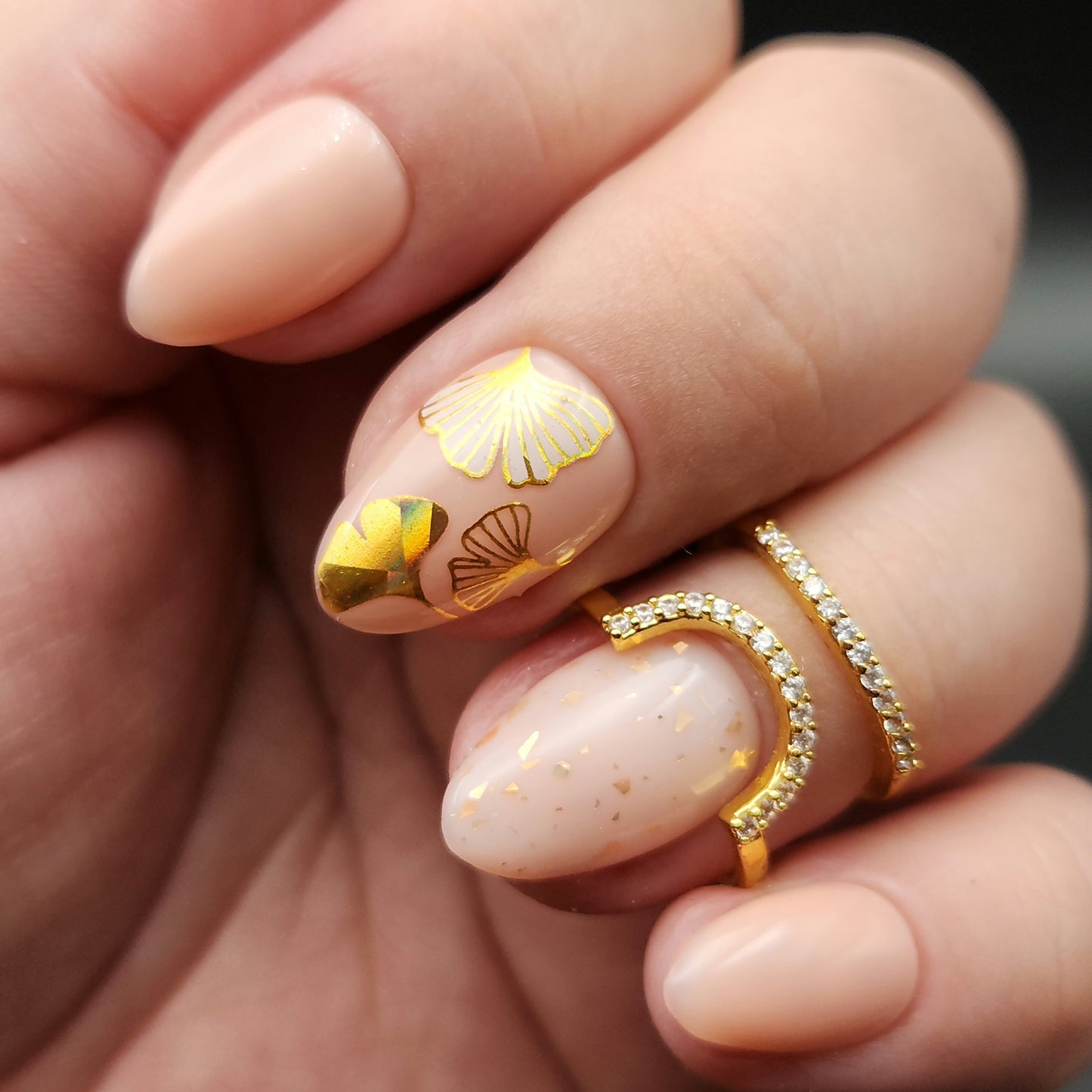 Press on Nails Golden Ginko