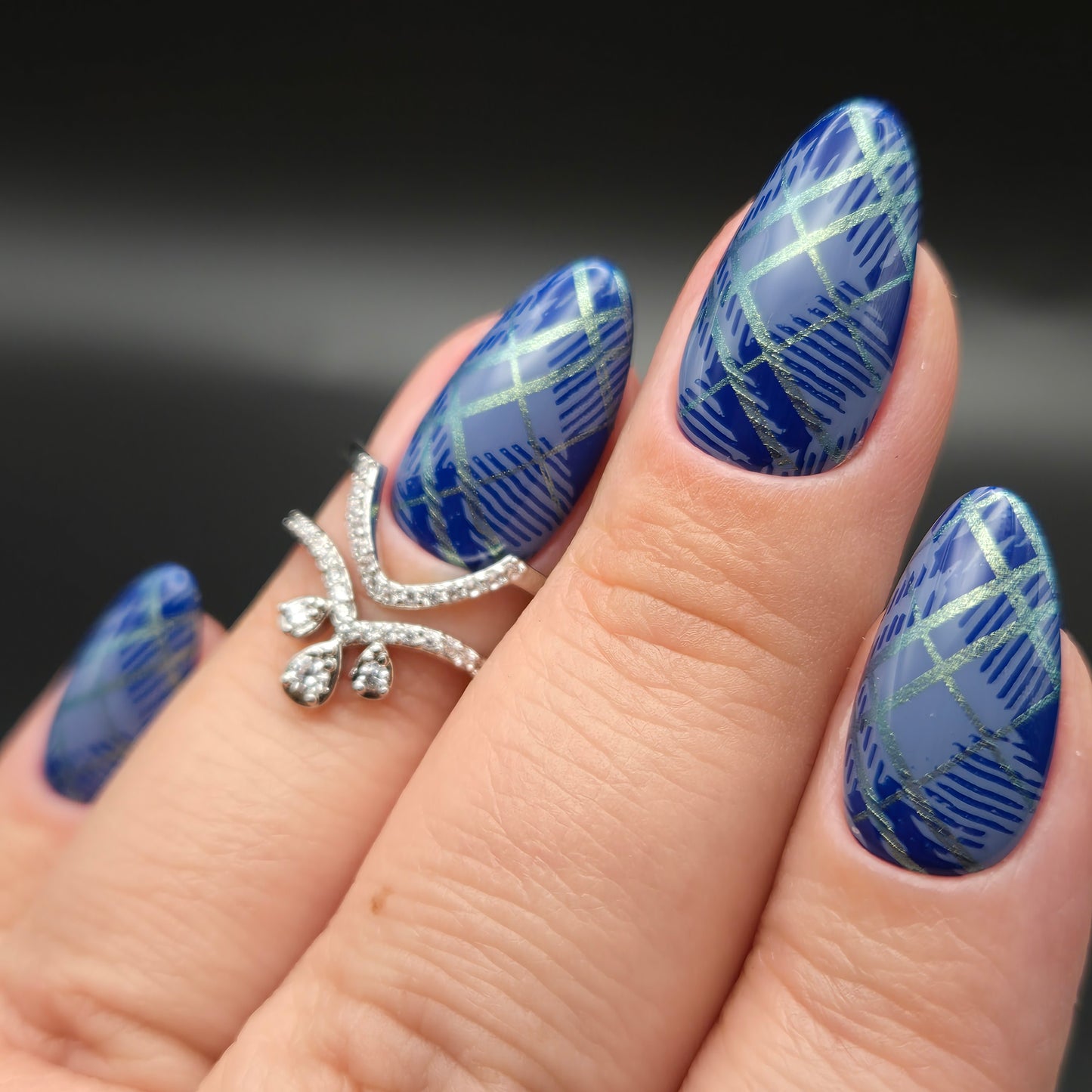 Press on Nails Blue Tartan