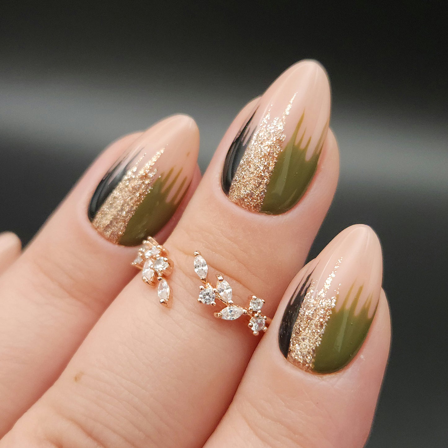 Press on Nails Olive Breeze