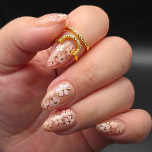 Press on Nails Sakura