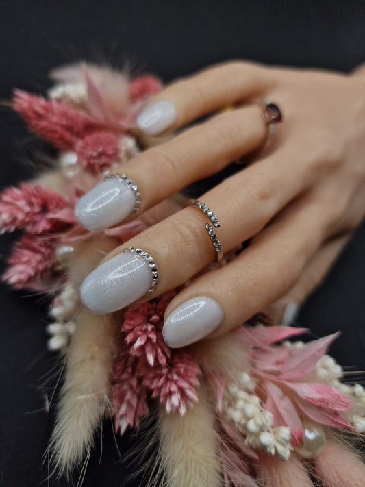 Press on Nails Bridal Glimmer