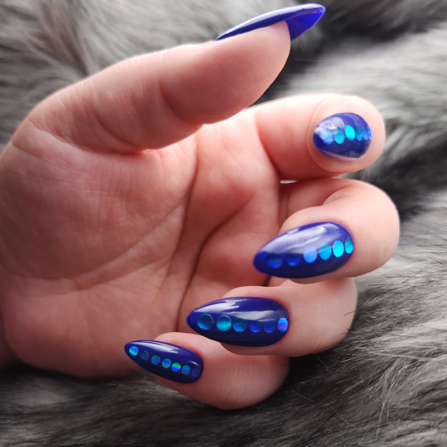 Press on Nails blaue Pailletten