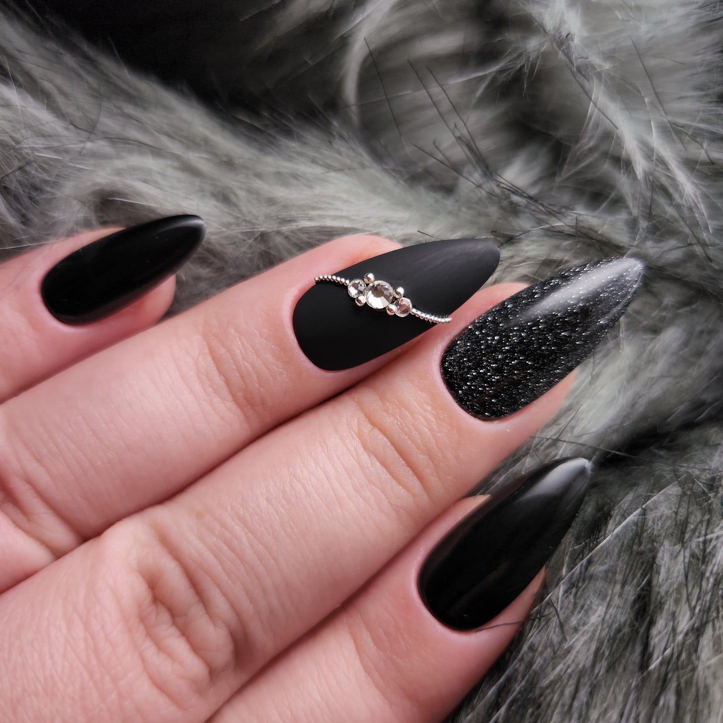 Press on Nails Black Elegance