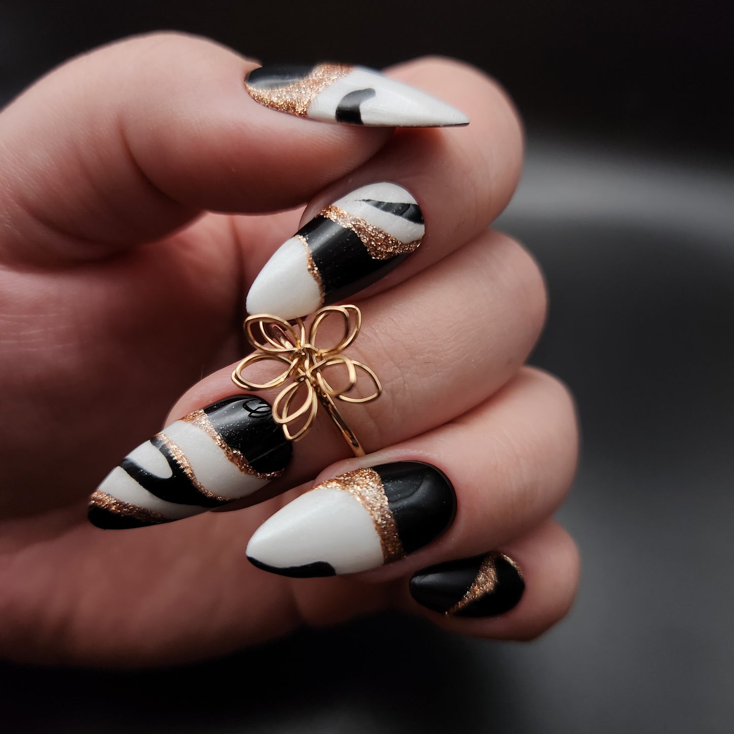 Press on Nails Koi